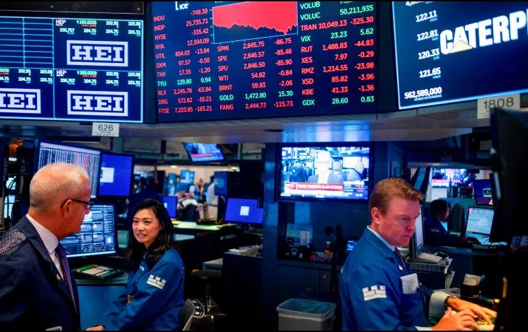 Wall Street cierra en rojo tras informe de empleo.