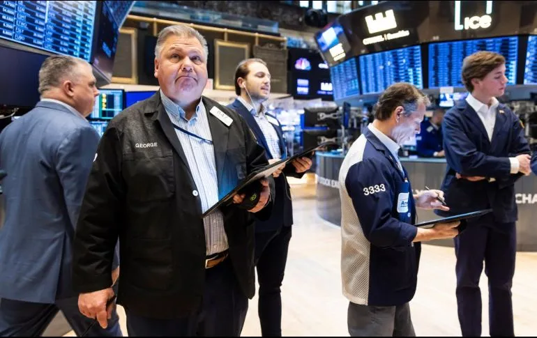 Wall Street: En terreno mixto, el Dow Jones pierde tras una jornada volátil.