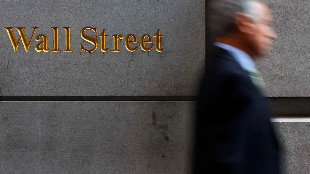 Wall Street abre a la baja.