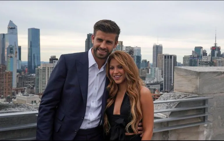 Excuñado de la cantante Shakira revela supuesta razón del rompimiento con el futbolista.
