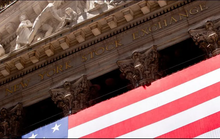 Wall Street cierra en verde y el Dow Jones sube un 2.43%