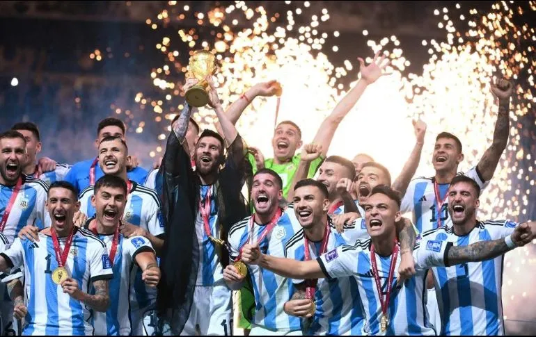 Argentina derrota a Francia y es campeón del mundo.