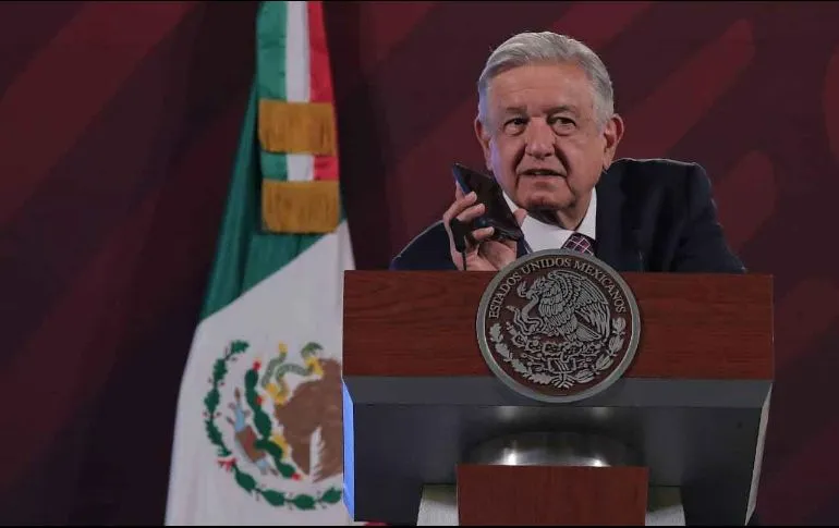 López Obrador llama “presidenta espuria” a la mandataria de Perú.