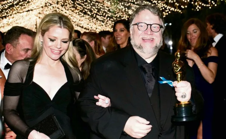 El tapatío Guillermo del Toro se embolsa otro Premio Oscar.