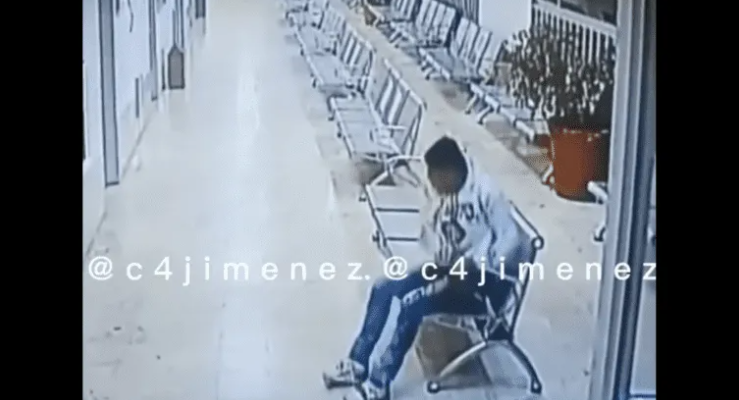 Ladrón escapa de hospital; se lleva pedazo de banca al que estaba esposado (VIDEO)