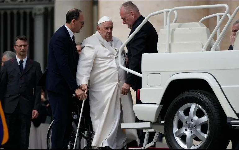 Confirman que el Papa Francisco tiene una infección pulmonar.