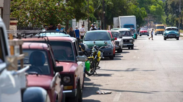 La dictadura cubana suspendió el desfile del 1 de mayo por la crisis de combustible.