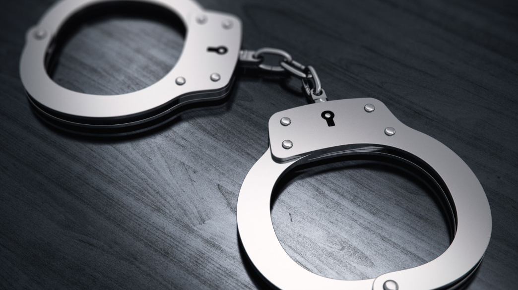 Mujer de Primghar arrestada por supuestamente robar más de 23.000 dólares a 21 adultos dependientes.