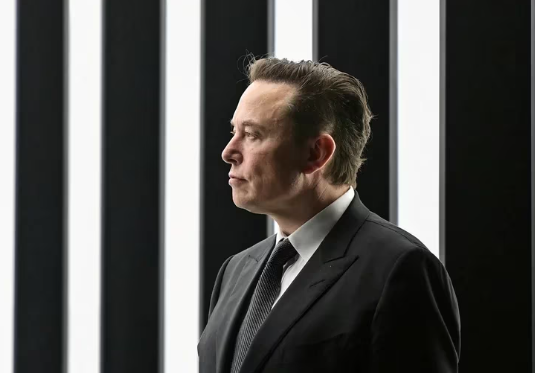 Musk confirma telefónicamente a gobierno de Nuevo León que sí construirá Gigafábrica de Tesla.