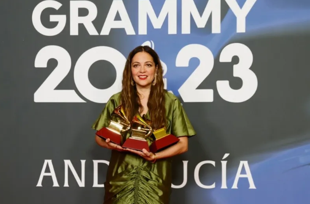México y Colombia marcan su territorio los Latin Grammy.