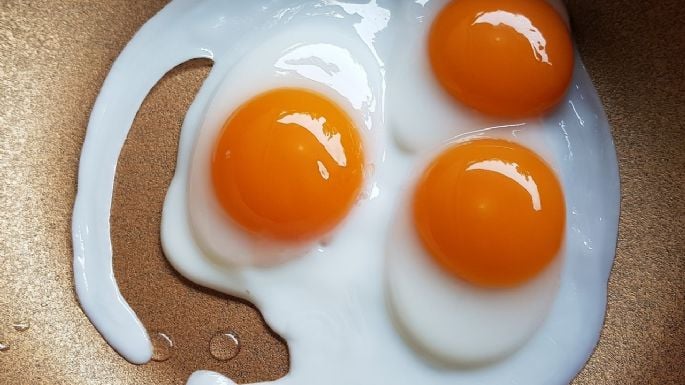 Esta es la cantidad saludable de huevos que debes comer todos los días, según expertos.