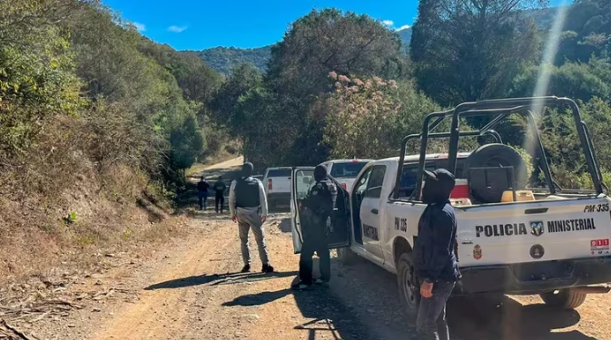 Localizan con vida a 4 de 12 funcionarios secuestrados en Taxco, Guerrero.
