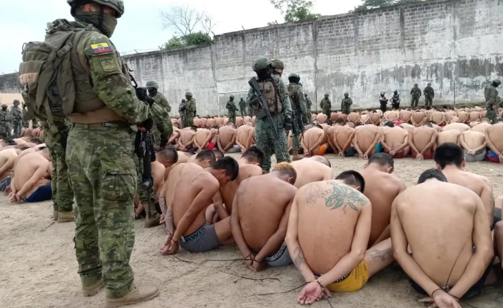 Tras una semana de caos, las fuerzas de seguridad de Ecuador retomaron el control de las prisiones.