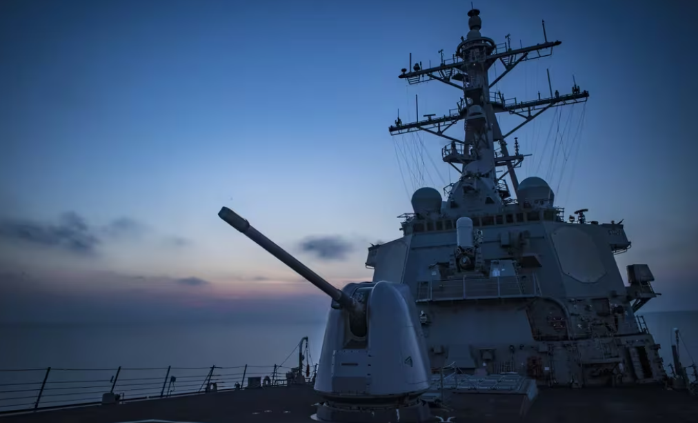 Estados Unidos derribó 12 drones hutíes que estaban listos para atacar buques en el mar Rojo.