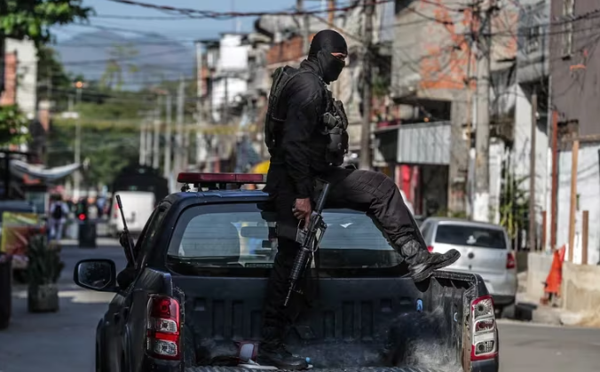 Crece la guerra narco en Brasil: 16 muertos, tiroteos y asaltos a negocios en la zona de San Pablo en las últimas dos semanas.