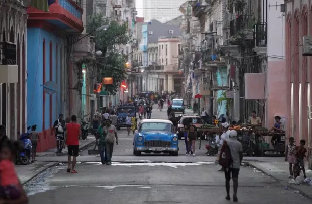 Cuáles son los principales problemas que aquejan a los cubanos en su vida cotidiana.