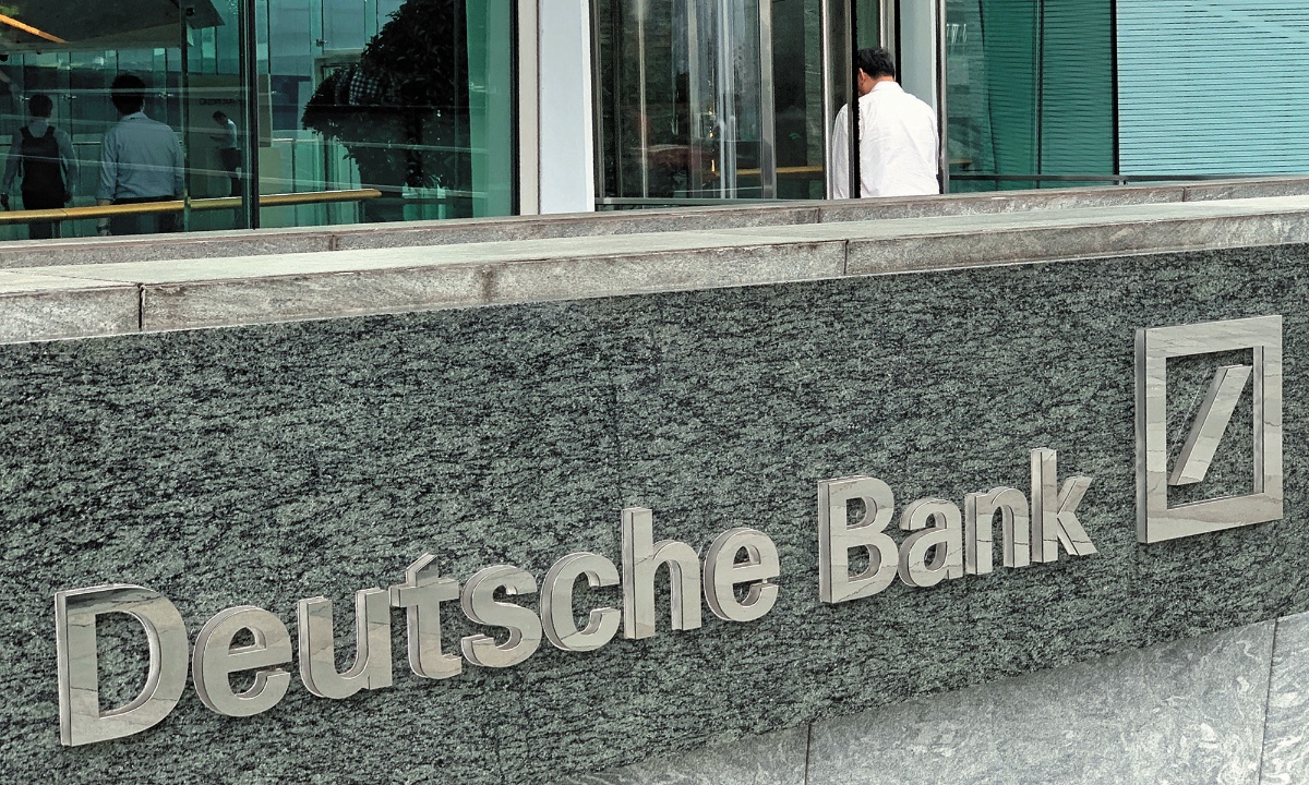 Deutsche Bank ya no prevé una recesión en EU durante 2024