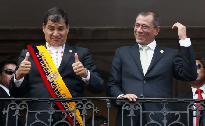 Ecuador pide permiso a México para entrar en embajada y detener a exvicepresidente.