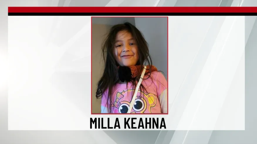 La policía busca a una niña de 7 años desaparecida en Iowa.