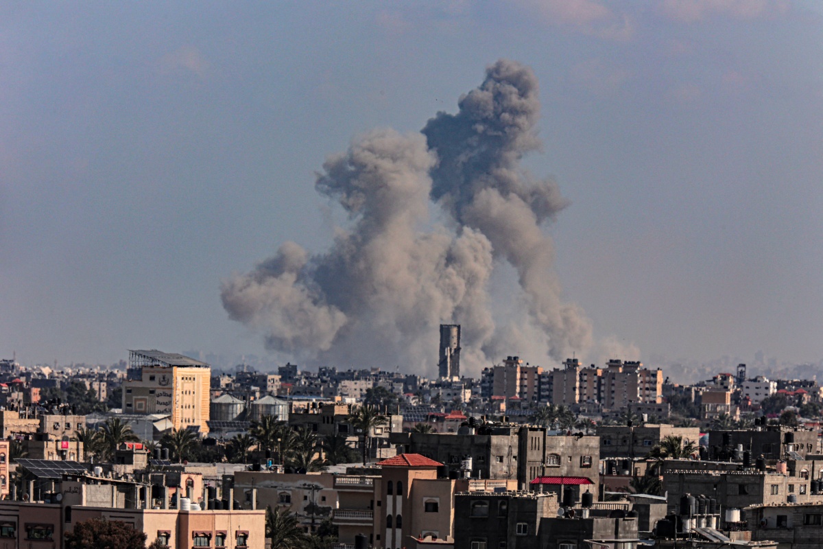 La guerra en en Gaza podría hacer subir la inflación y el petróleo: Banco Mundial.