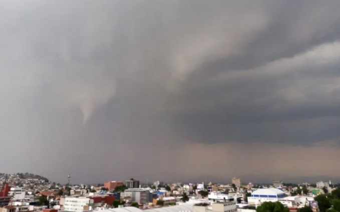 Estos estados esperan formación de tornados para este lunes.