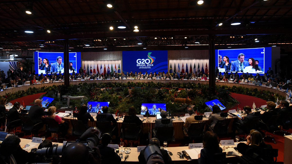 Ministros de finanzas del G20 se comprometen a “cooperar” para gravar a multimillonarios.