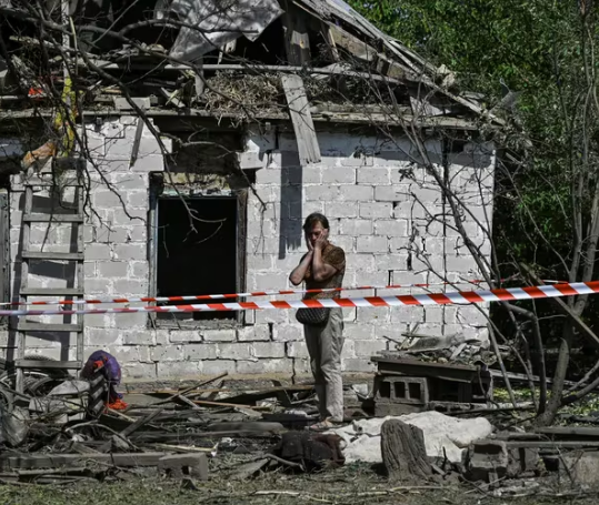 Zelensky pidió ayuda de la aviación occidental tras el masivo ataque ruso que destruyó instalaciones energéticas y dejó cuatro muertos en Ucrania.