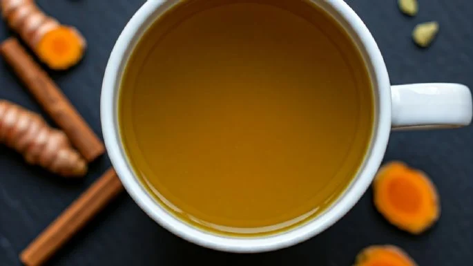 ¿Es bueno consumir el té de cúrcuma, jengibre y canela? Estos son los beneficios y consecuencias.