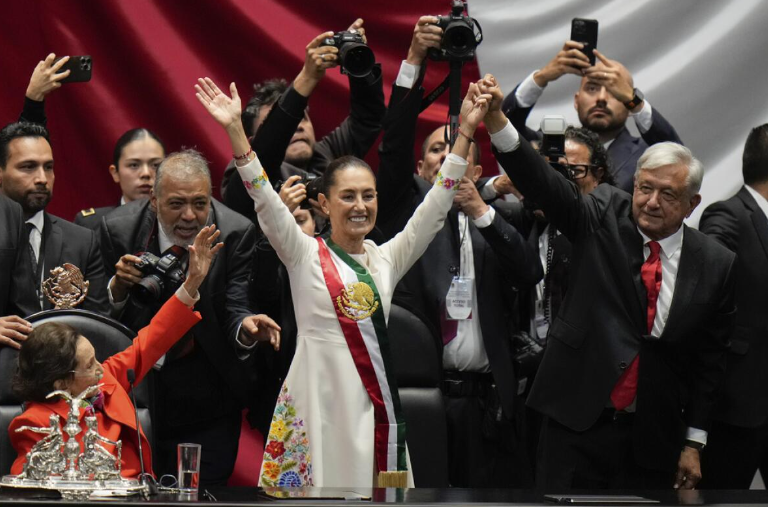 Entre simbolismos y un discurso de esperanza, Claudia Sheinbaum tiene su primer día como presidenta de México.