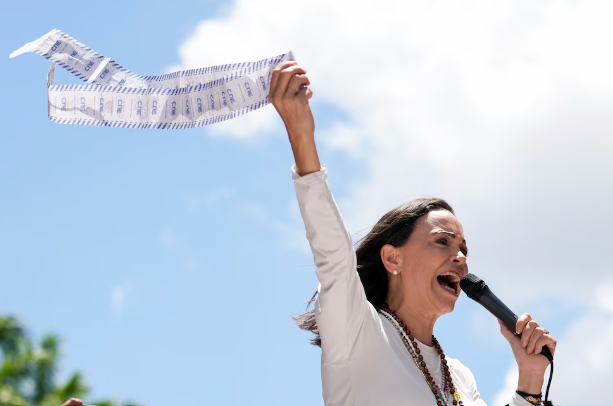 María Corina Machado agradeció al Centro Carter por presentar las actas que evidencian el fraude chavista: “Tienen la verdad en sus manos”