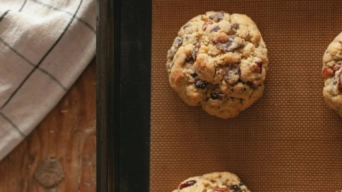 7 beneficios de las galletas de avena con nuez que harán tu día más saludable.