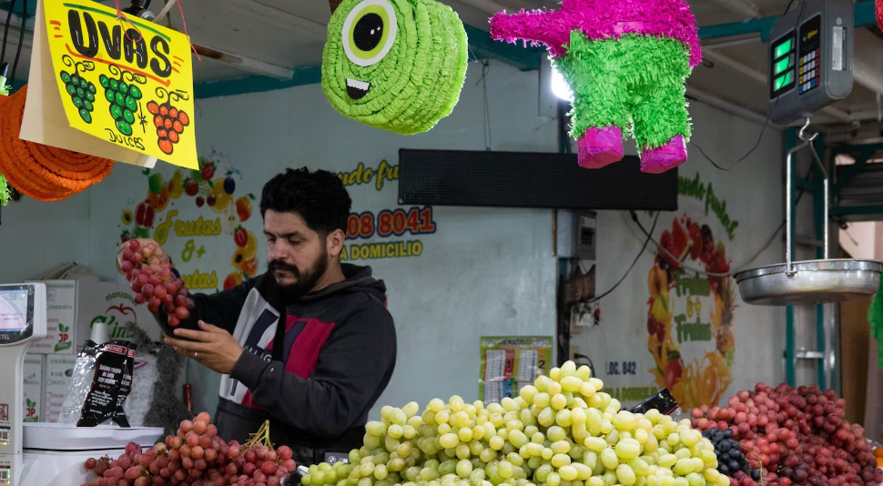 ¿Los deseos de Año Nuevo te saldrán caros? Este es el precio del kilo de uva en México