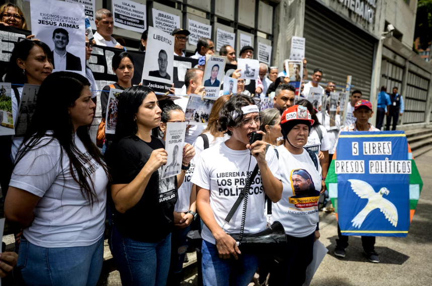 Familiares de presos políticos venezolanos reclaman a Lula da Silva que interceda ante la dictadura de Maduro