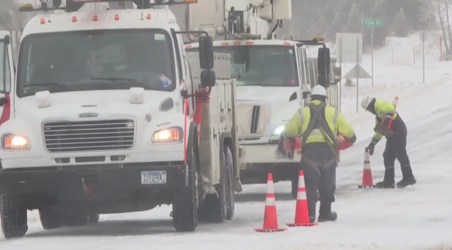 Equipos trabajan para restablecer la energía a muchos habitantes de Siouxland tras la tormenta nocturna