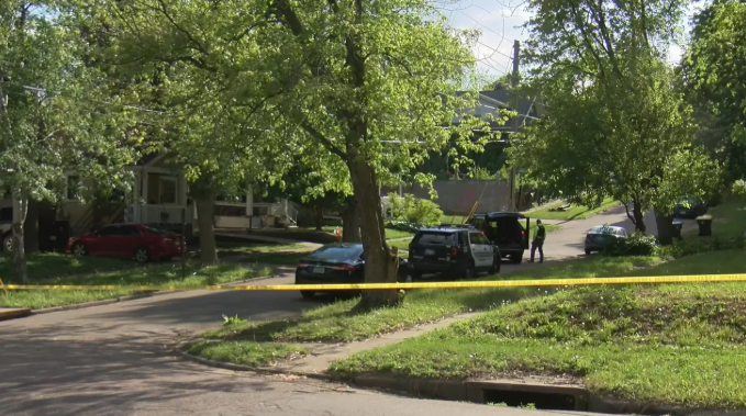 El Departamento de Policía de Sioux City detiene a un sospechoso buscado