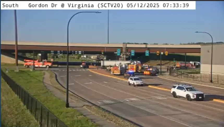 Un accidente bloquea temporalmente el tráfico desde la I-29 hasta Virginia Street