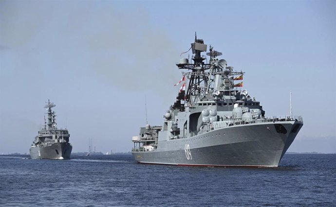 Putin exhibe parte de su Armada en el mar Báltico: ordenó ejercicios navales con más de 20 buques y 3.000 militares rusos