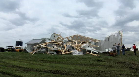 Los residentes de Nebraska se recuperan después de la tormenta