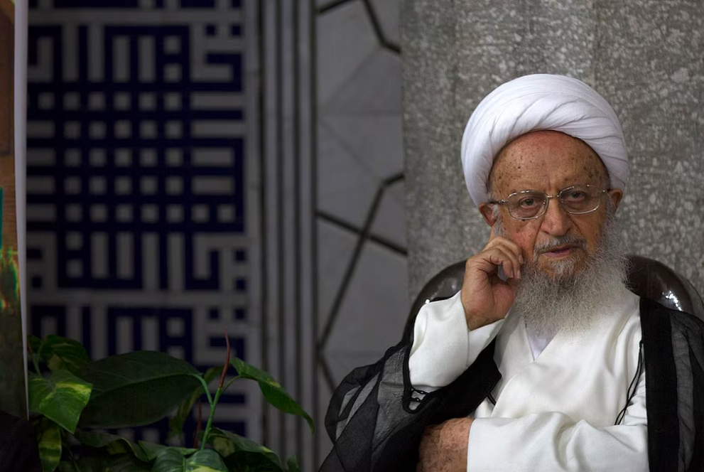Nueva amenaza del régimen iraní: el gran ayatollah Makarem Shirazi pidió un “castigo severo” contra Trump