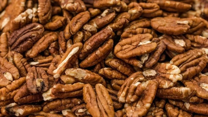 Estas son los beneficios curativas de la nuez pecana; así las puedes aprovechar