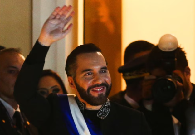 Autócrata o enviado de Dios: por qué Nayib Bukele divide a El Salvador