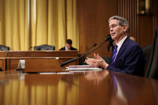 La deuda nacional de Estados Unidos alcanzó un récord de 37 billones de dólares