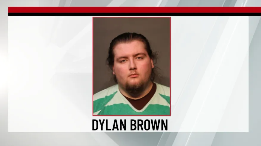 Bebé de Iowa muere después de que su padre admitiera haberla golpeado más de 40 veces