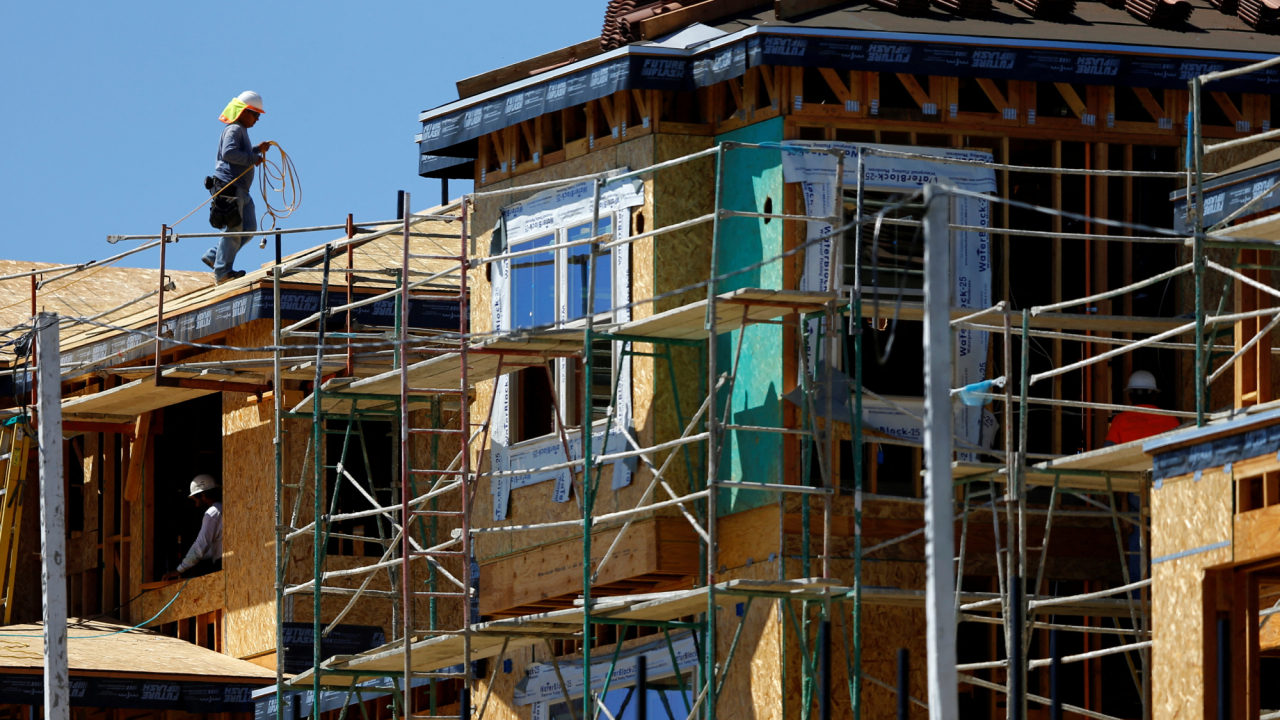 Constructores de viviendas de EU, esperanzados