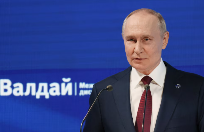 Vladimir Putin cuestionó la militarización creciente de Europa y advirtió que Rusia responderá con “rapidez” a cualquier amenaza