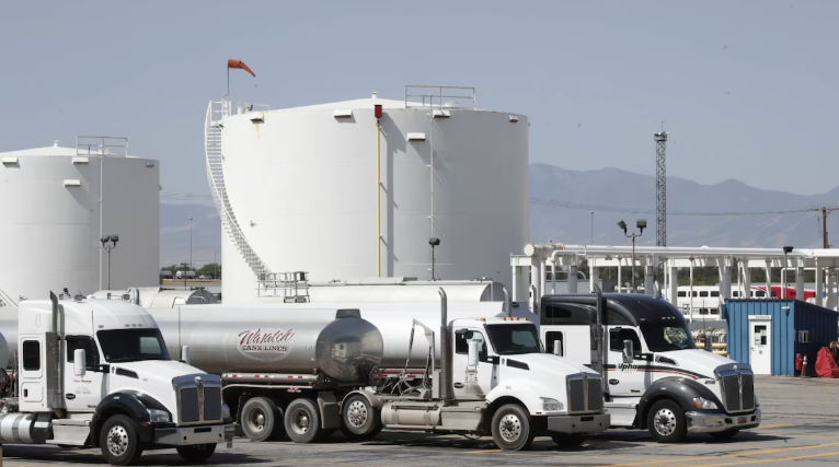 Combate al huachicol le permite a México recuperar hasta 200 millones de pesos