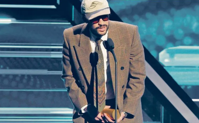 Billboard consagra a Bad Bunny como el Artista Latino del Siglo XXI