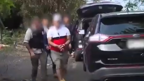 Dos presuntos miembros de la banda criminal venezolana Tren de Aragua fueron arrestados en Hawaii durante una redada federal