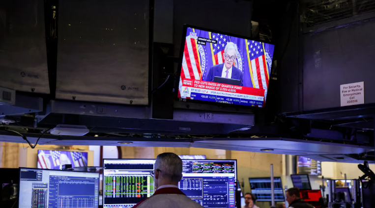 Inquietud por ajustes de la Fed y tecnológicas ‘tiran’ a bolsas