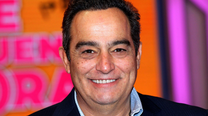 Omar Fierro reaparece estoico tras ser operado de emergencia: “Si me muero mañana, tuve la mejor vida”